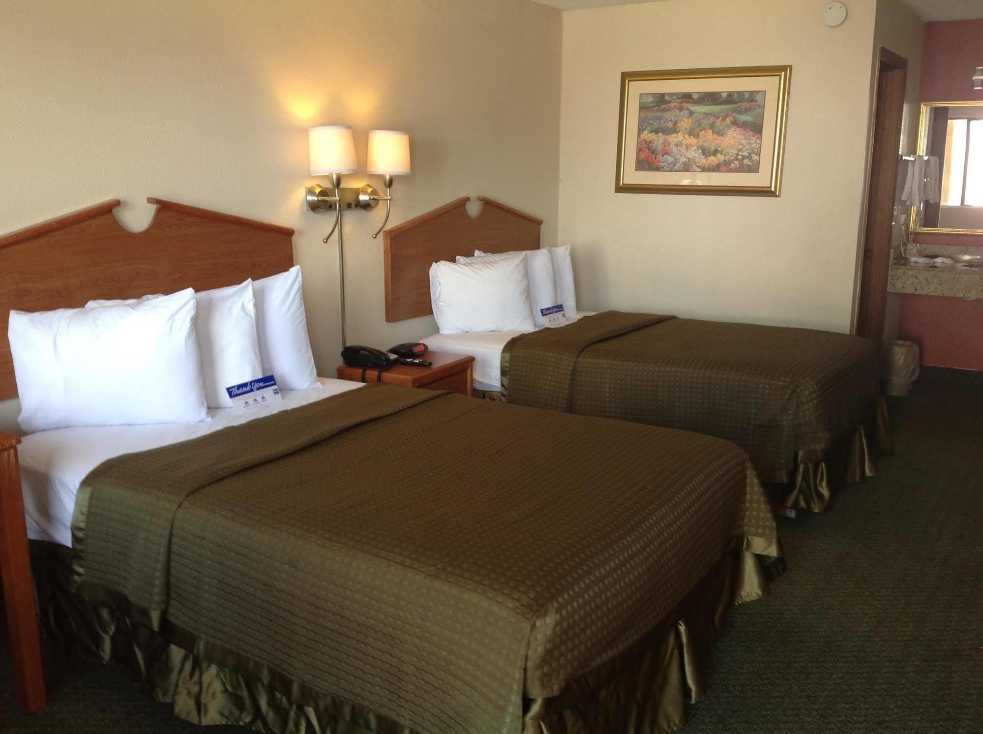 Oyo International Airport Hotel 2*